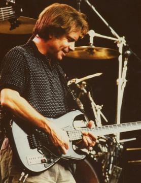 Bob Weir at Shoreline Amphitheatre 5-23-92